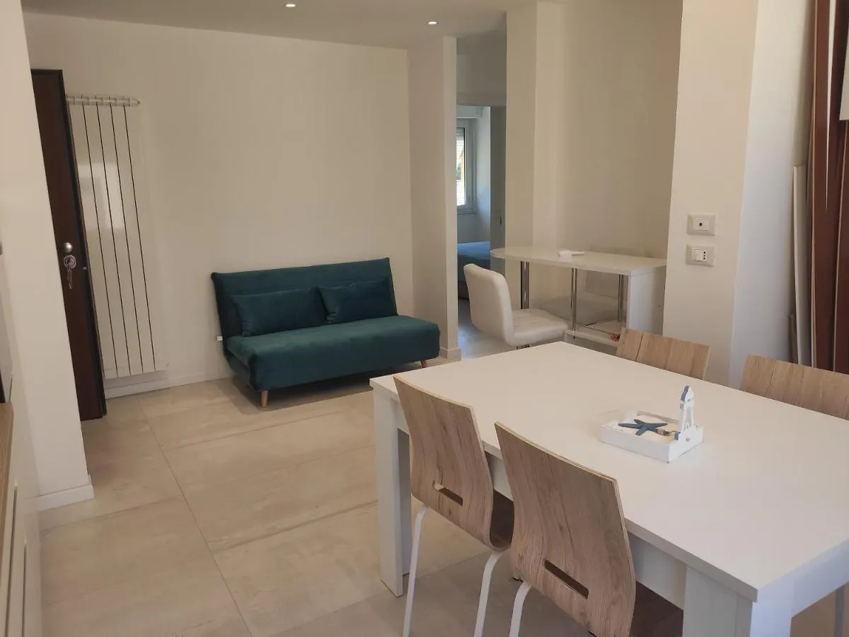 Helen2.0 Apartment Tirrenia