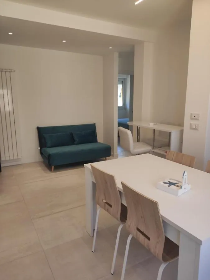 Helen2.0 Apartment Tirrenia